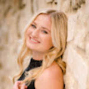 Meet your Posher, Julia